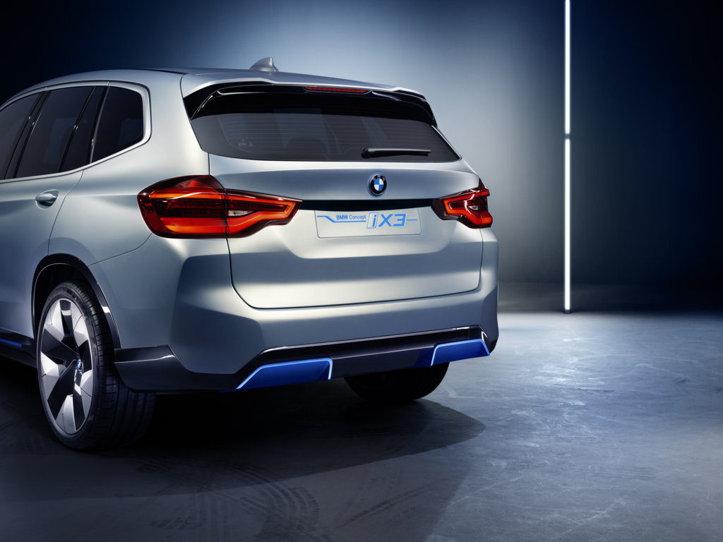 BMW Concept iX3 2019 - BMW X3 EV - Auto China 2018 (6)